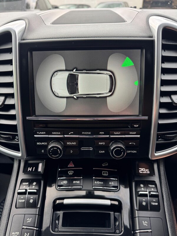 Used Porsche Cayenne 2013 for sale - 75664455: Photo 10