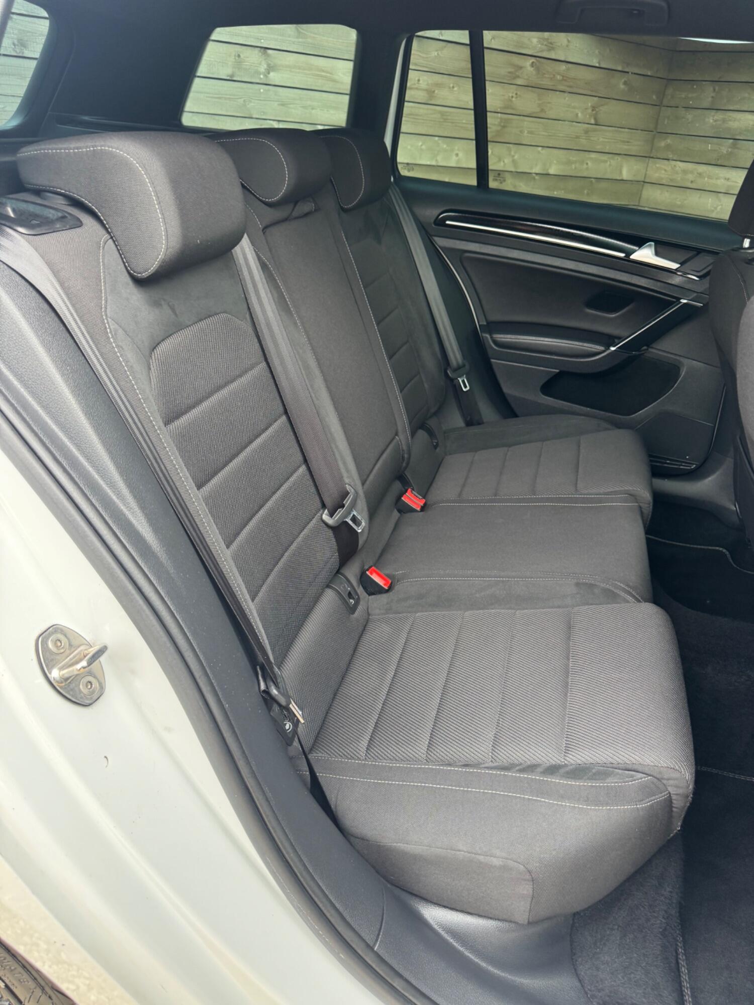 Used Volkswagen Golf 2017 for sale - 76793999: Photo 6