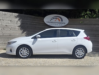 Used Toyota Auris 2014 for sale - 78894219: Photo