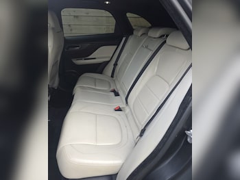 Used Jaguar F-Pace 2016 for sale - 78004381: Photo