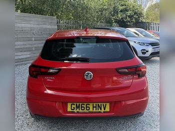 Used Vauxhall Astra 2017 for sale - 79073626: Photo