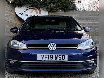 Used Volkswagen Golf 2019 for sale - 78389323: Photo