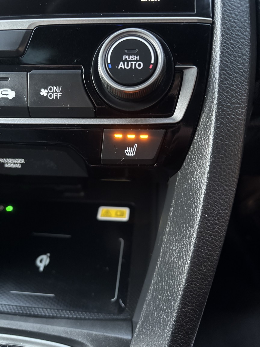 Used Honda Civic 2017 for sale - 76699296: Photo 14