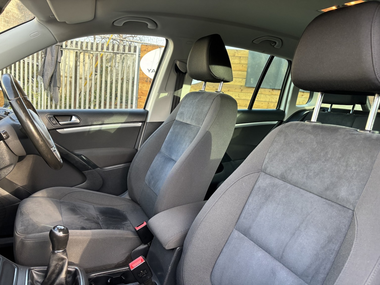 Used Volkswagen Tiguan 2015 for sale - 76941786: Photo 12