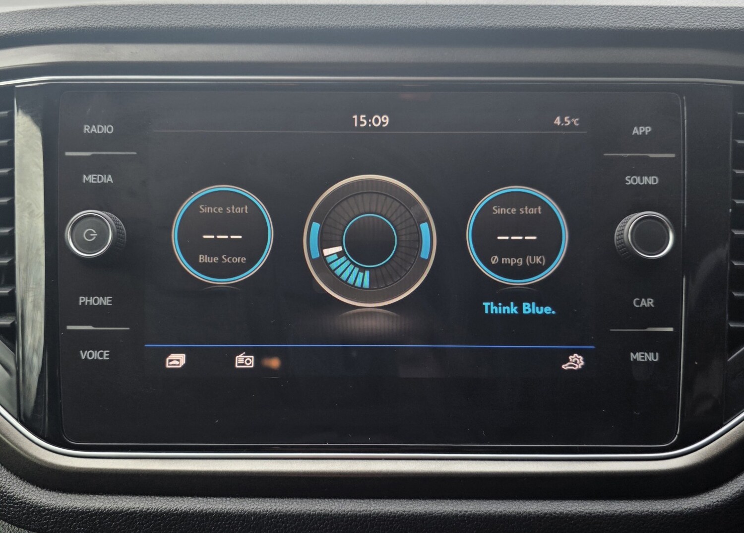 Used Volkswagen T-Roc 2018 for sale - 77603332: Photo 10