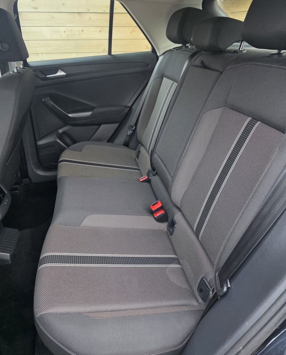 Used Volkswagen T-Roc 2018 for sale - 77603332: Photo 6