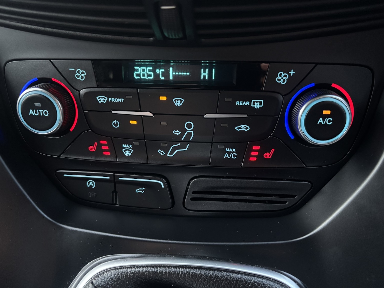 Used Ford Kuga 2017 for sale - 77319808: Photo 8