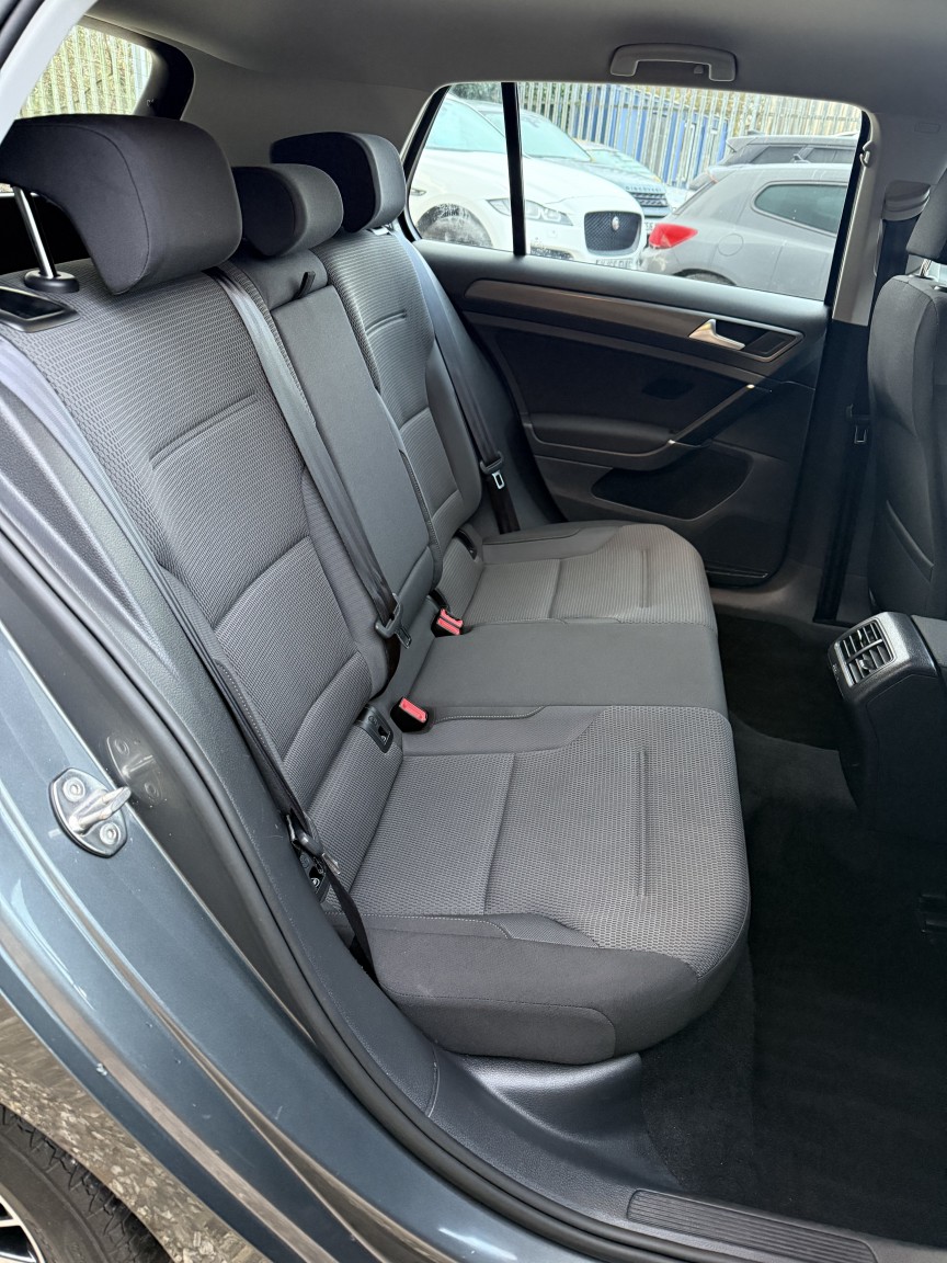 Used Volkswagen Golf 2018 for sale - 76941800: Photo 7