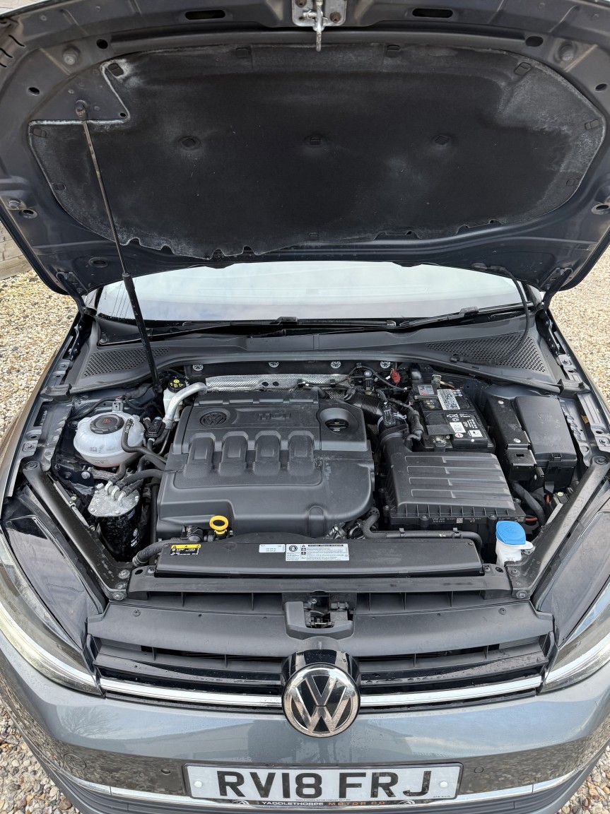 Used Volkswagen Golf 2018 for sale - 76941800: Photo 9