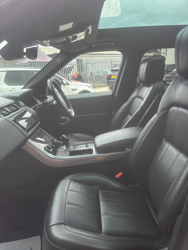 Used Land Rover Range Rover Sport 2018 for sale - 75664531: Photo 7