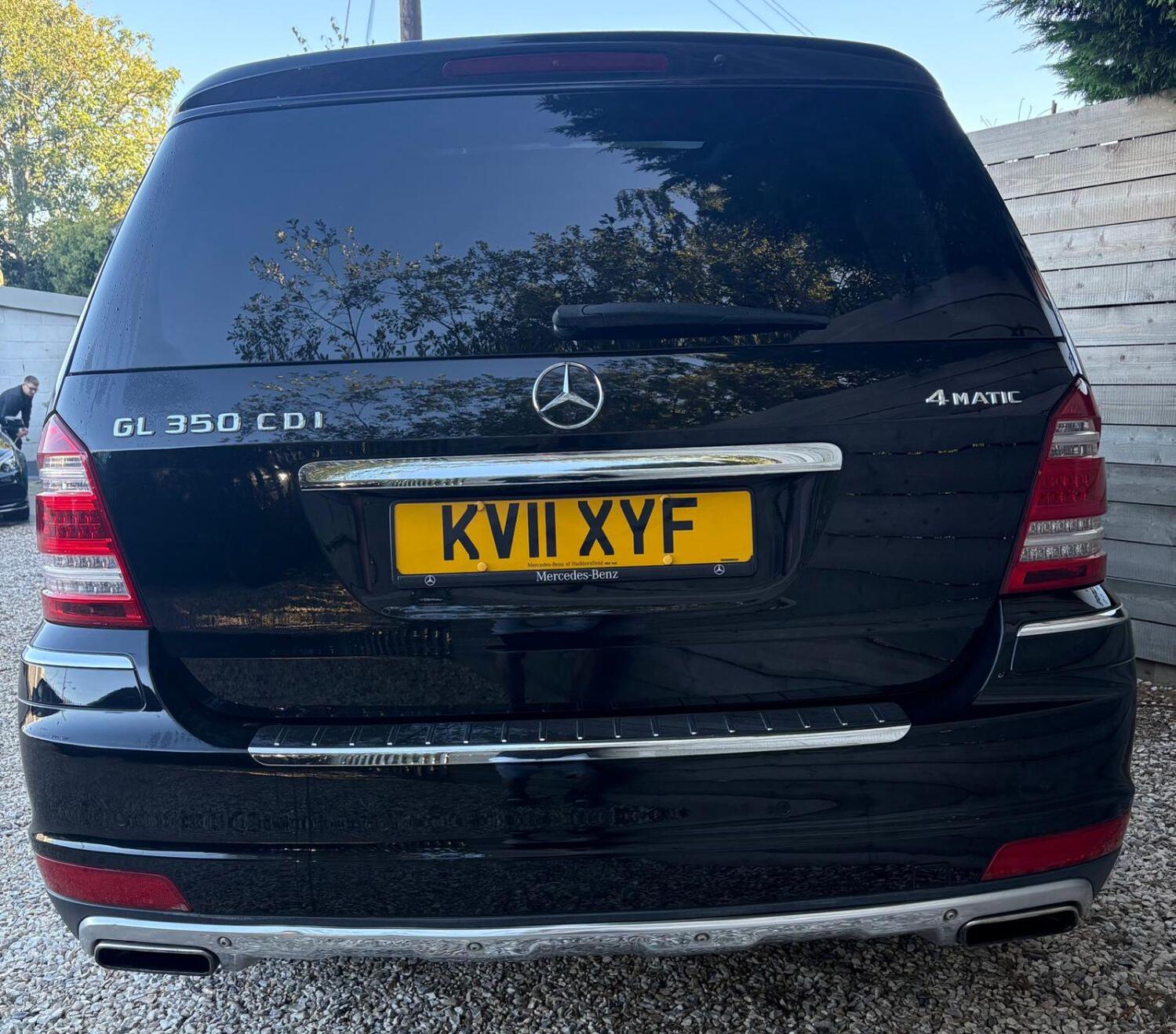 Used Mercedes-Benz GL Class 2011 for sale - 76313911: Photo 6