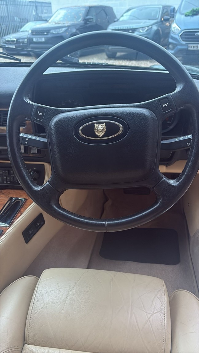 Used Jaguar XJS 1990 for sale - 76579929: Photo 8