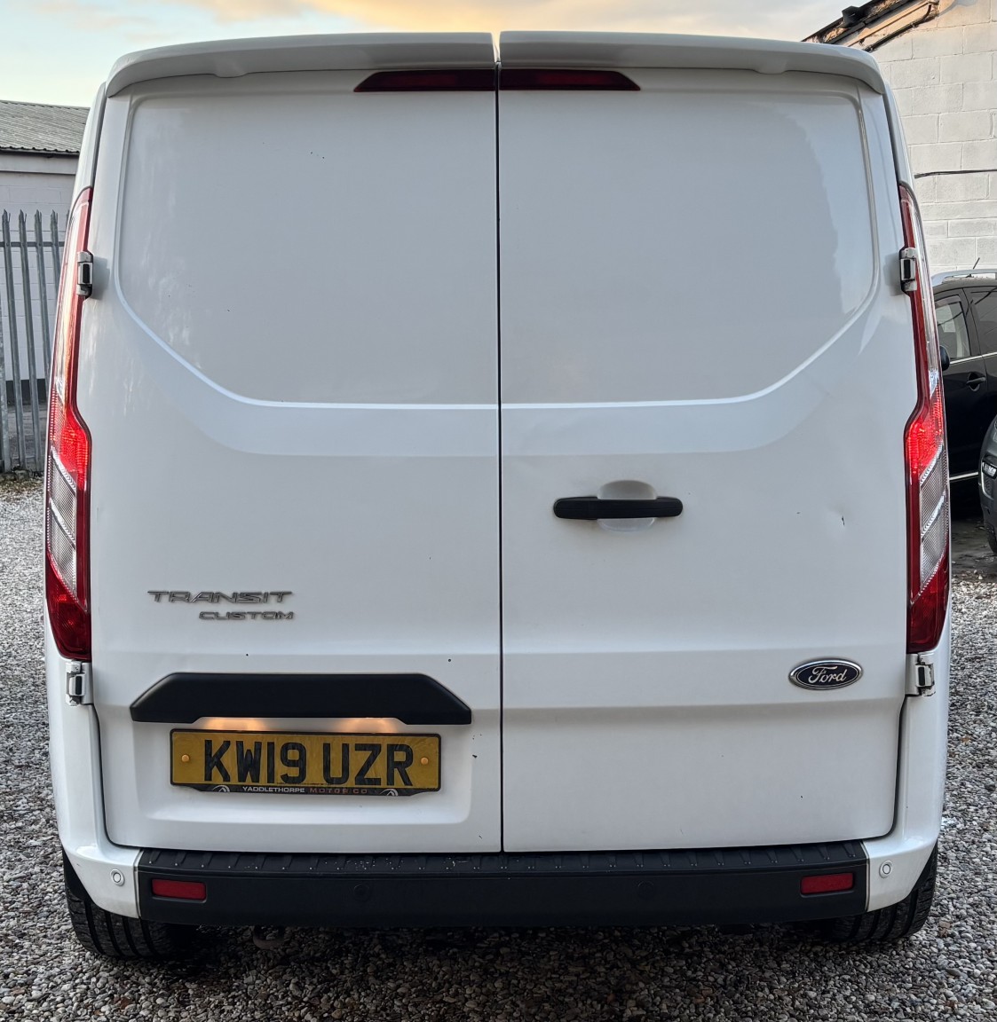 Used Ford Transit Custom 2019 for sale - 76670801: Photo 4