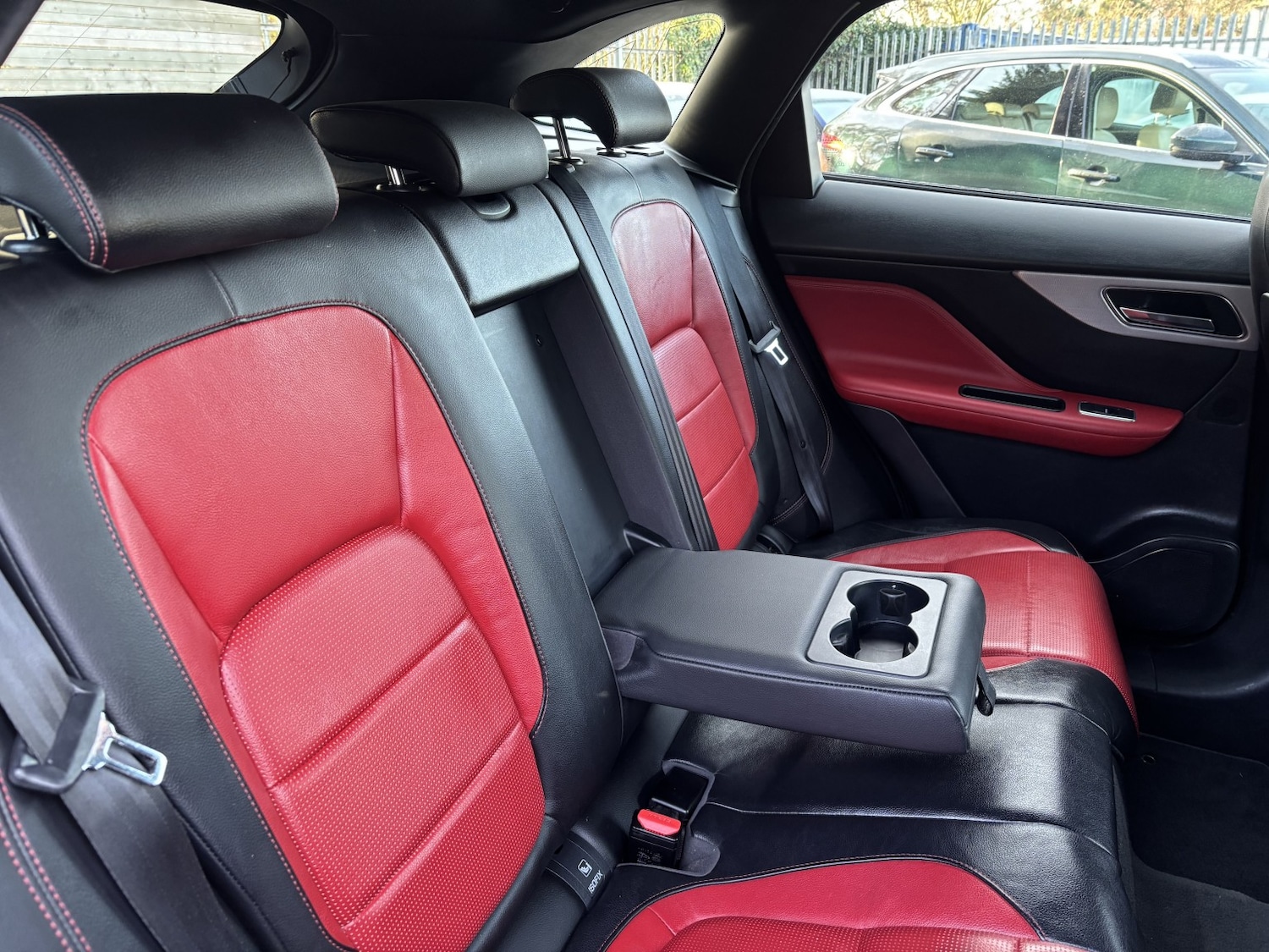 Used Jaguar F-Pace 2018 for sale - 76748267: Photo 15