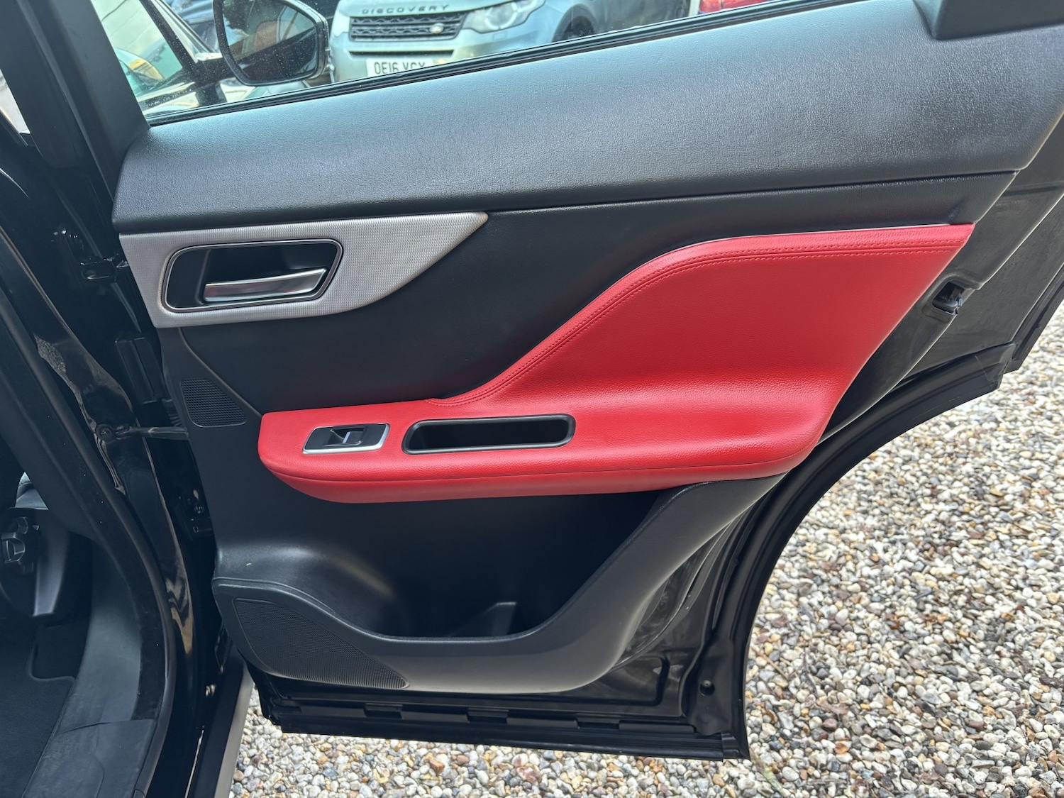 Used Jaguar F-Pace 2018 for sale - 76748267: Photo 17