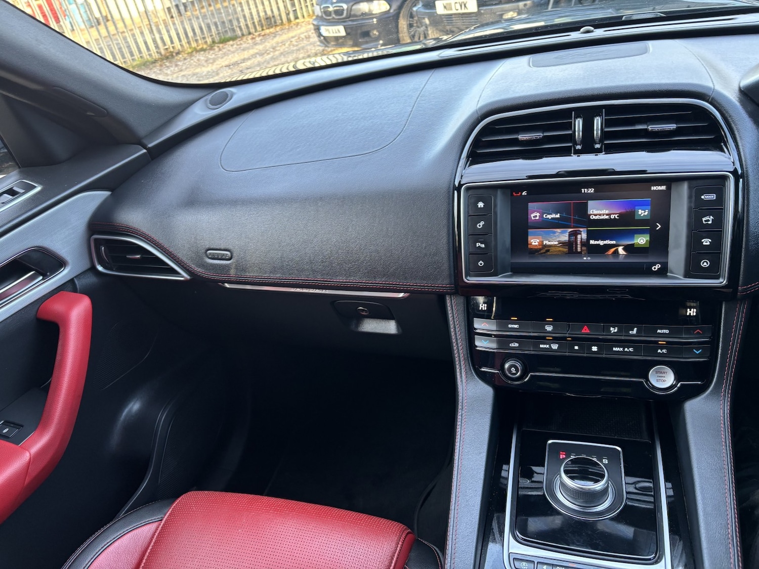 Used Jaguar F-Pace 2018 for sale - 76748267: Photo 8