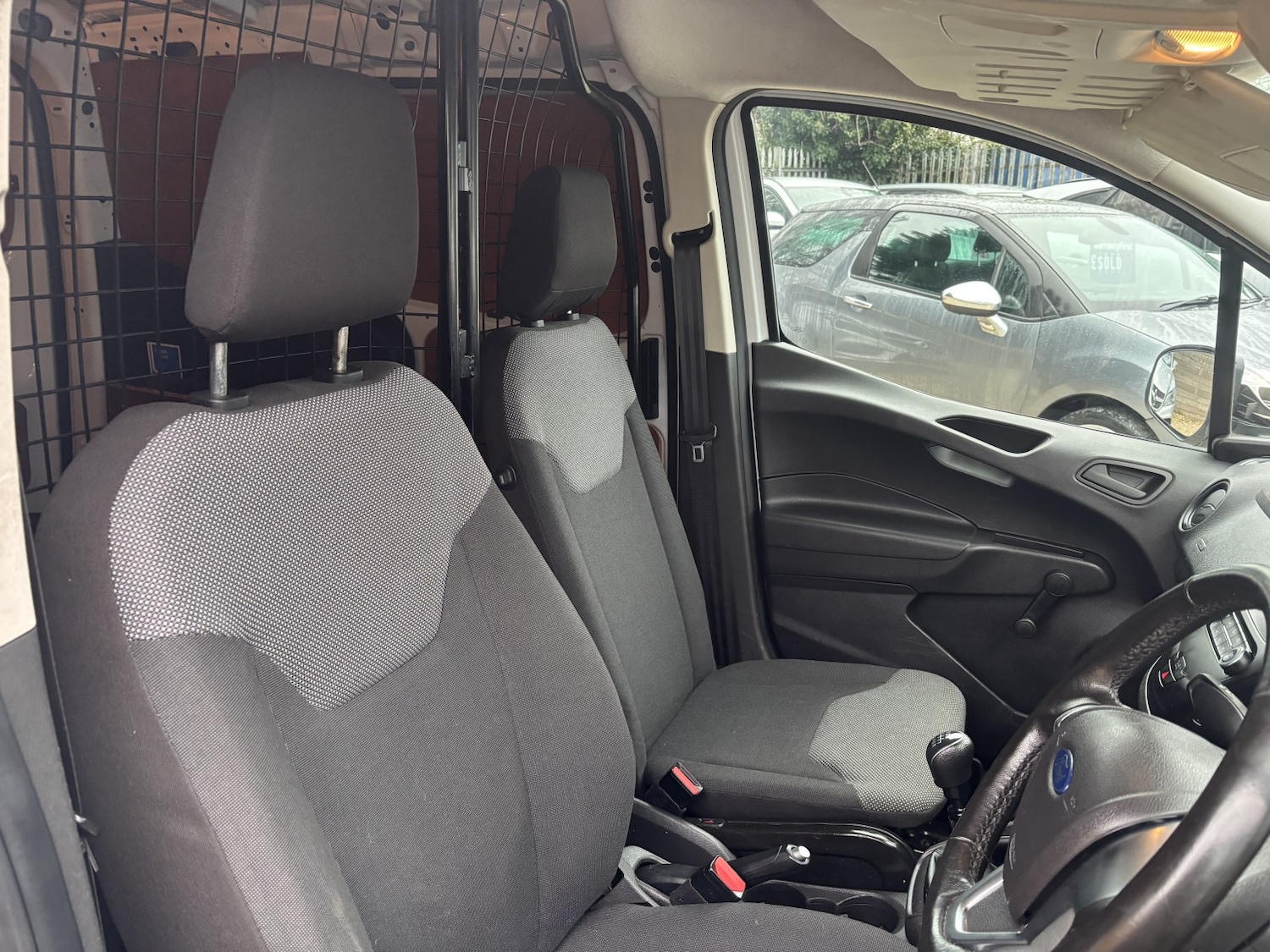 Used Ford Transit Courier 2020 for sale - 77277278: Photo 7