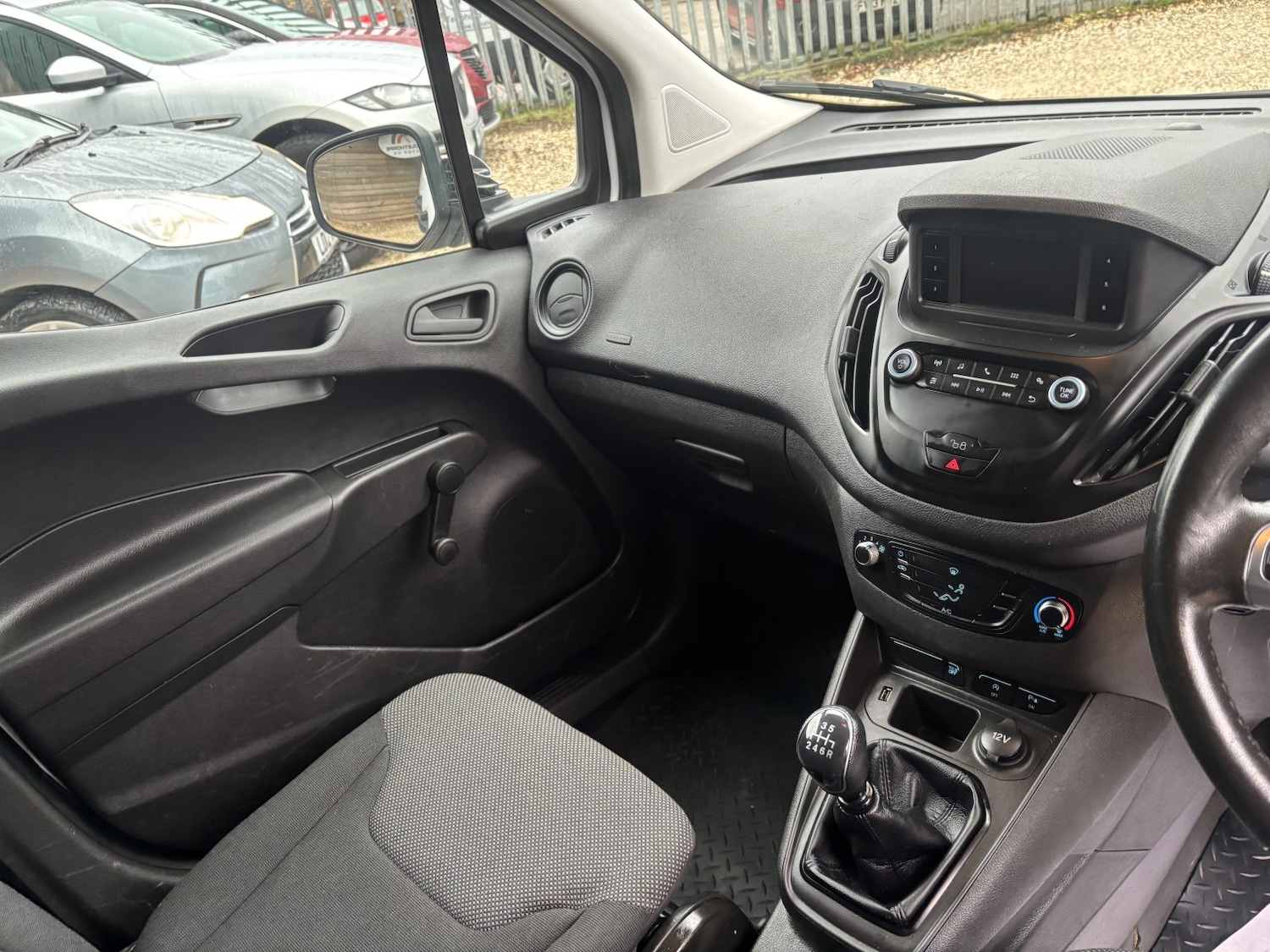 Used Ford Transit Courier 2020 for sale - 77277278: Photo 8