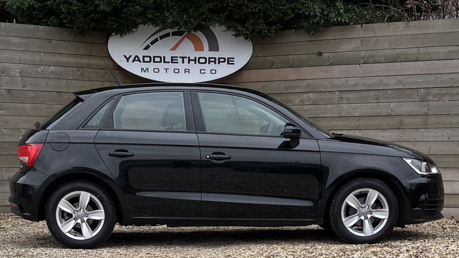 Used Audi A1 2017 for sale - 76821637: Photo 4