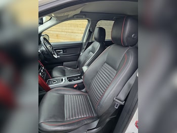 Used Land Rover Discovery Sport 2017 for sale - 77662260: Photo