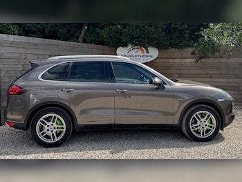Used Porsche Cayenne 2013 for sale - 76794001: Photo