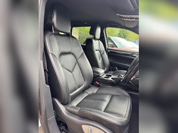 Used Porsche Cayenne 2013 for sale - 76794001: Photo