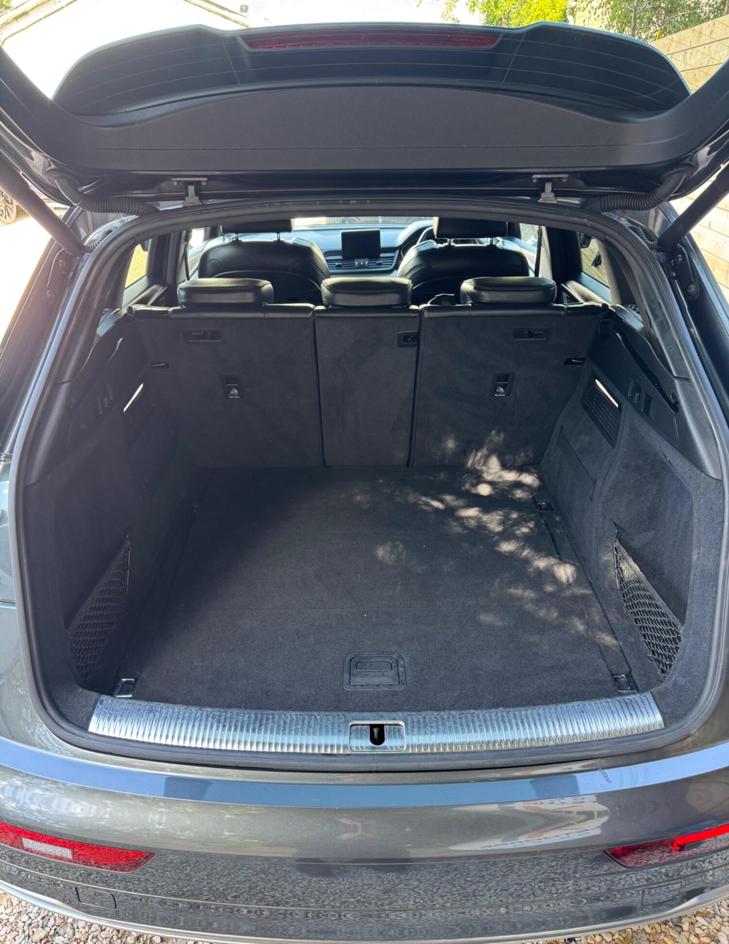 Used Audi Q5 2018 for sale - 76793992: Photo 11