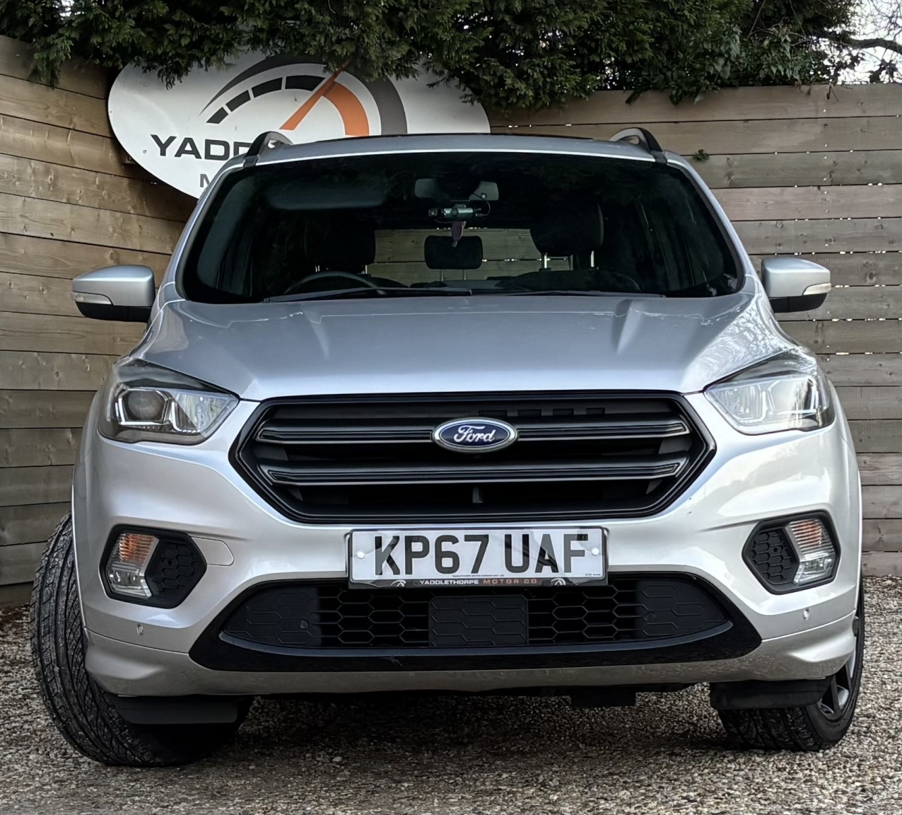 Used Ford Kuga 2017 for sale - 76986840: Photo 2