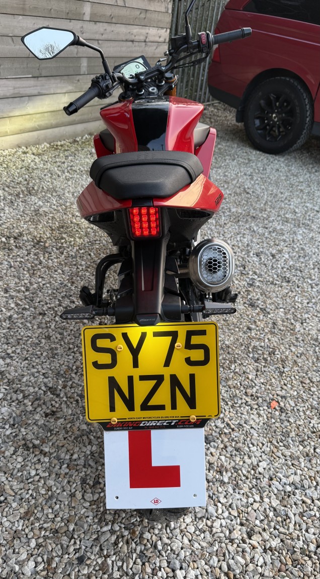 FANTIC MOTOR STEALTH 125