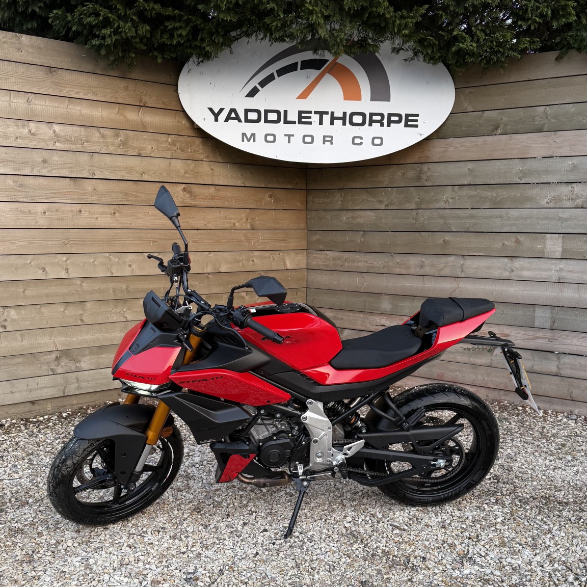 FANTIC MOTOR STEALTH 125