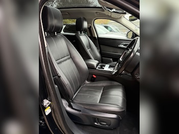 Used Land Rover Range Rover Velar 2018 for sale - 76293169: Photo 4