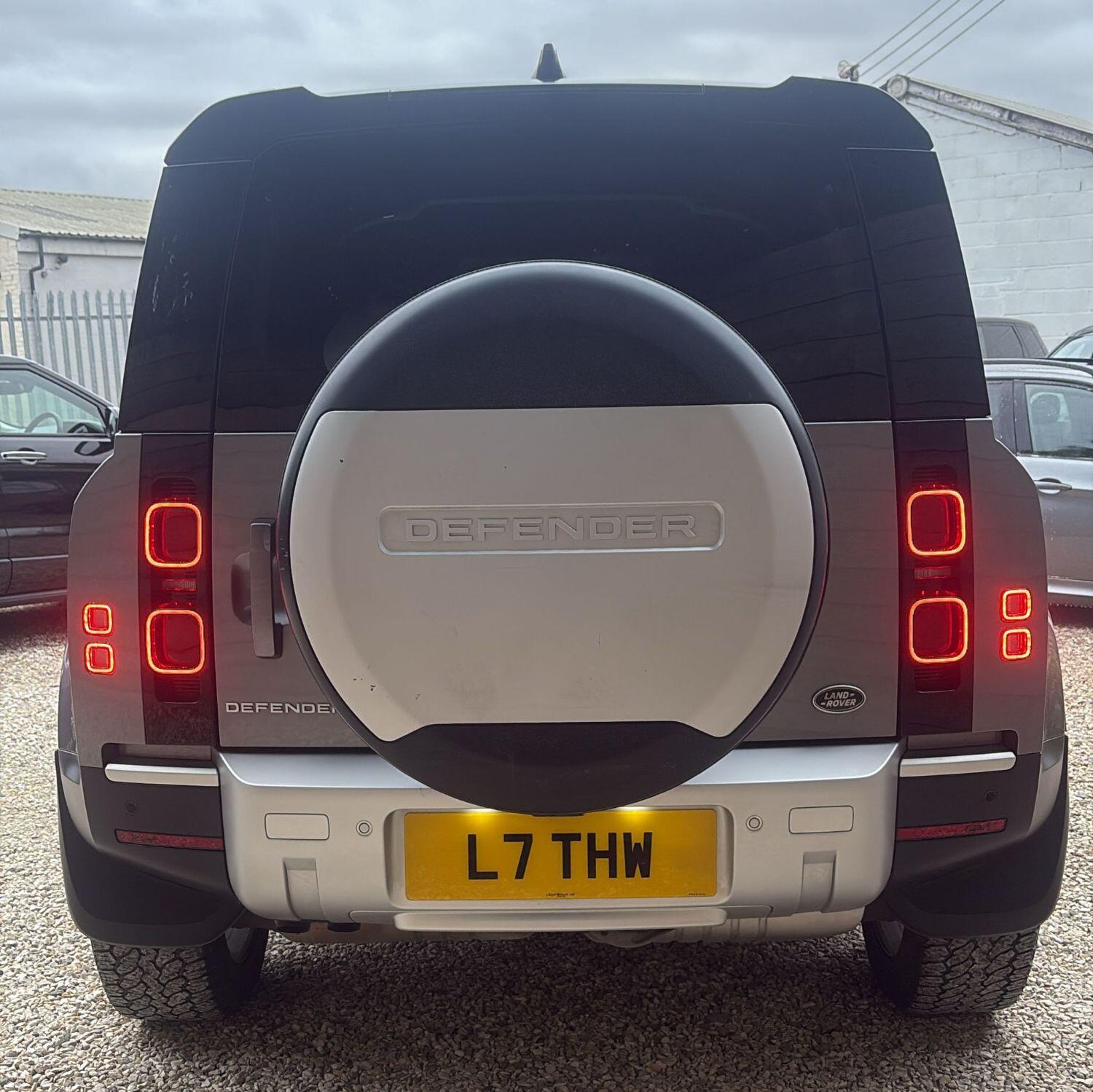 Used Land Rover Defender 2021 for sale - 76313983: Photo 14