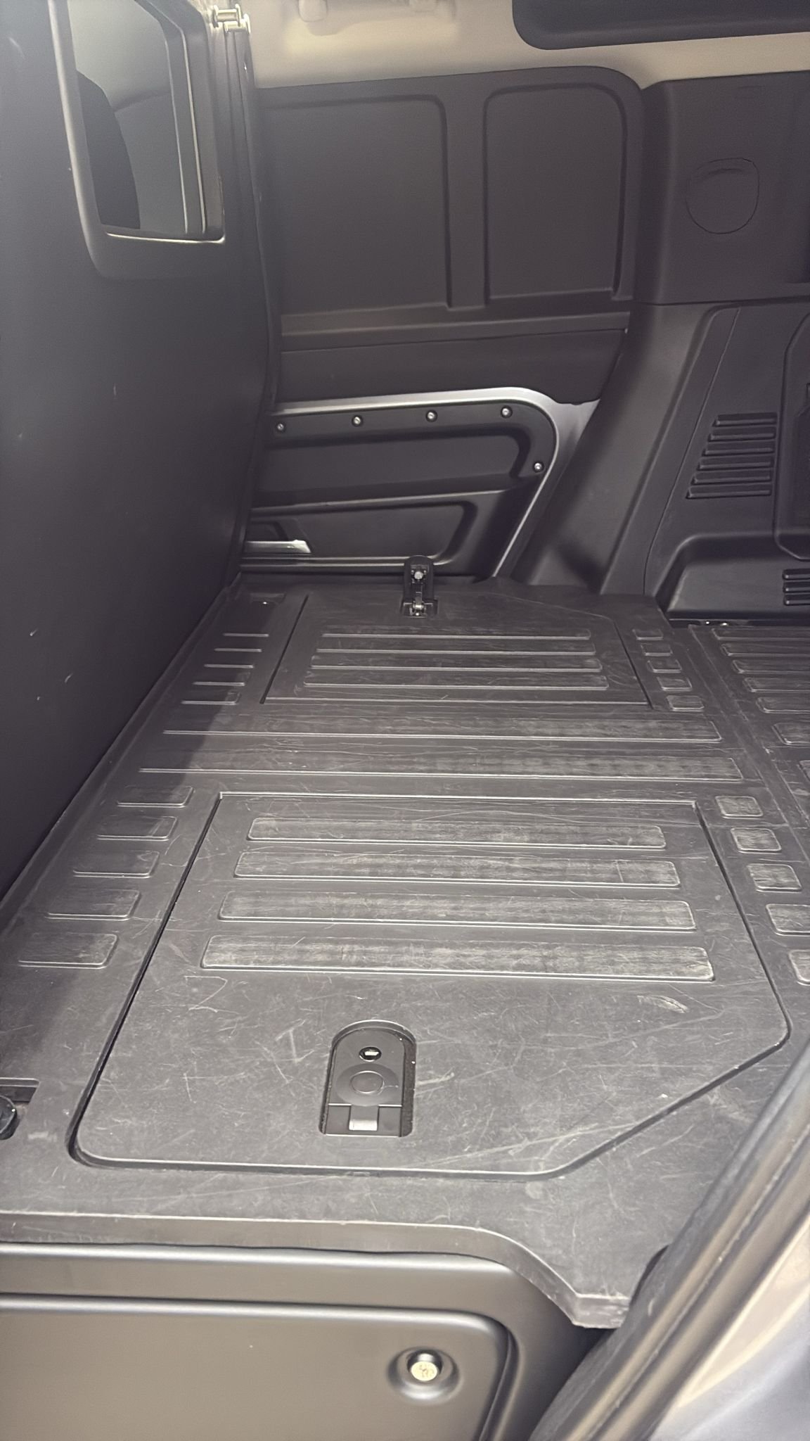Used Land Rover Defender 2021 for sale - 76313983: Photo 5