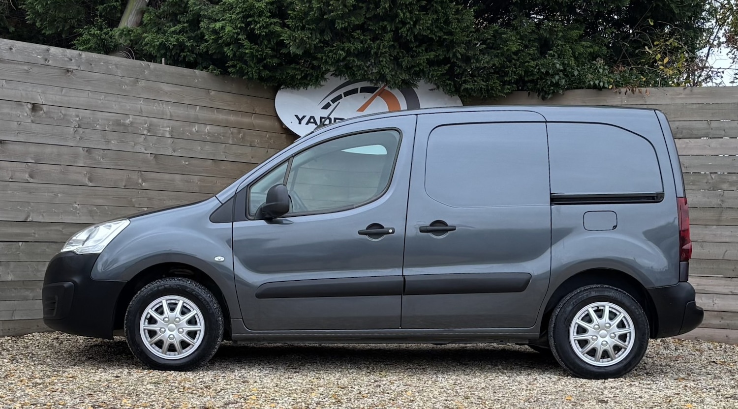 Used Citroen Berlingo 2017 for sale - 76565154: Photo 3