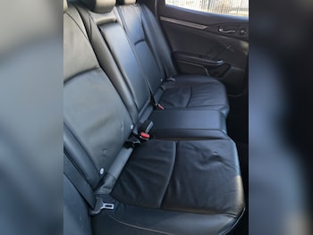 Used Honda Civic 2018 for sale - 77562548: Photo