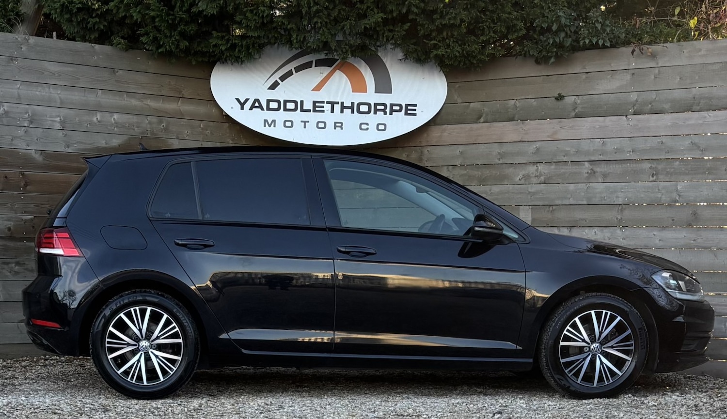 Used Volkswagen Golf 2018 for sale - 76712805: Photo 3