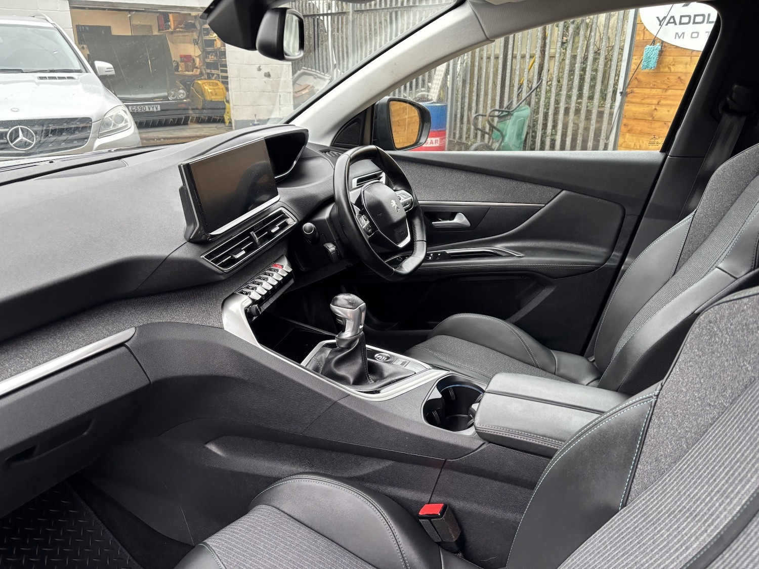 Used Peugeot 3008 2021 for sale - 77701101: Photo 12