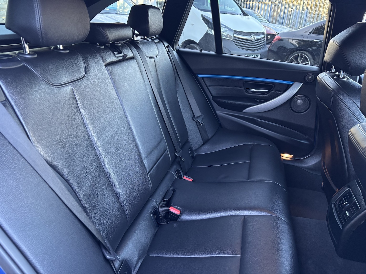 Used BMW 3 Series 2017 for sale - 77113099: Photo 13