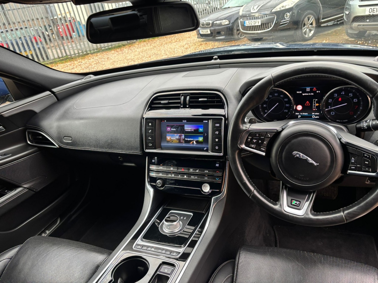 Used Jaguar XE 2016 for sale - 76670767: Photo 20