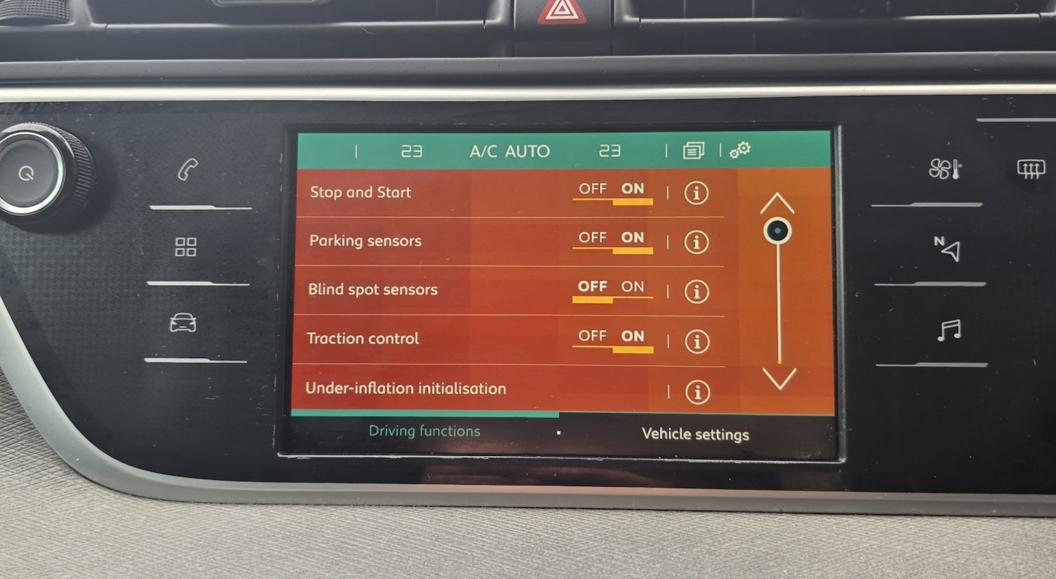 Used Citroen Grand C4 Picasso 2016 for sale - 77742860: Photo 9