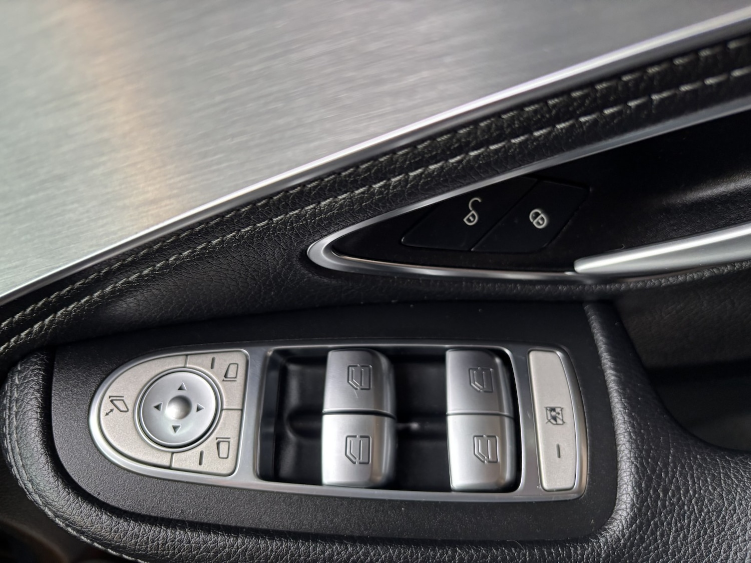 Used Mercedes-Benz C Class 2014 for sale - 76565178: Photo 10