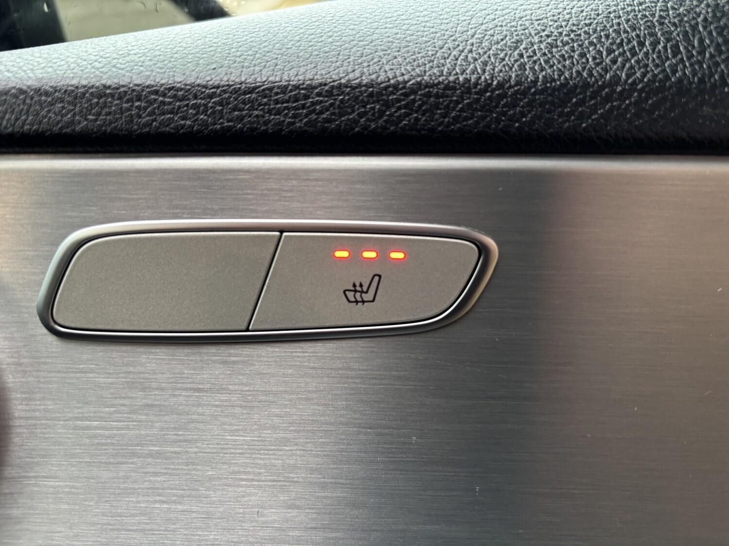 Used Mercedes-Benz C Class 2014 for sale - 76565178: Photo 11