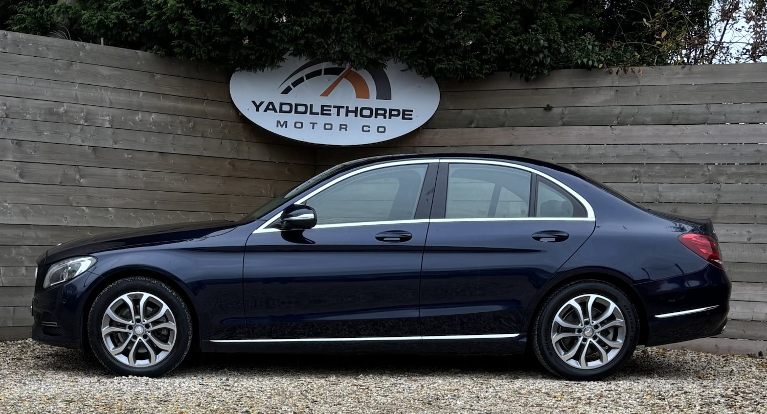 Used Mercedes-Benz C Class 2014 for sale - 76565178: Photo 3