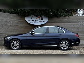 Used Mercedes-Benz C Class 2014 for sale - 76565178: Photo