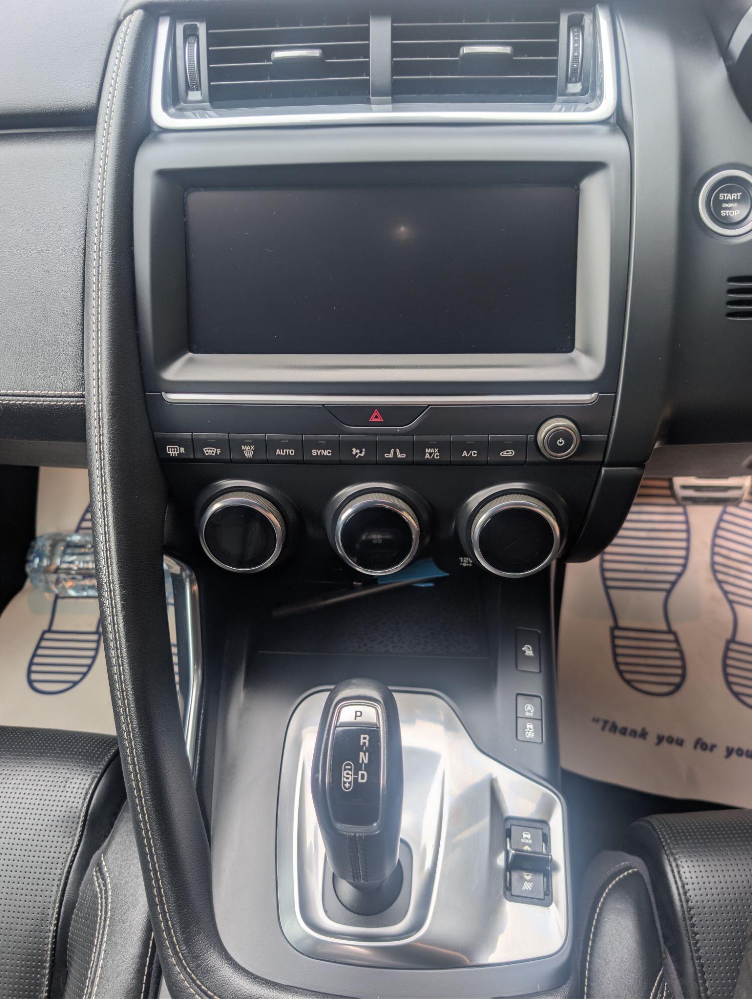 Used Jaguar E-Pace 2019 for sale - 76082735: Photo 4