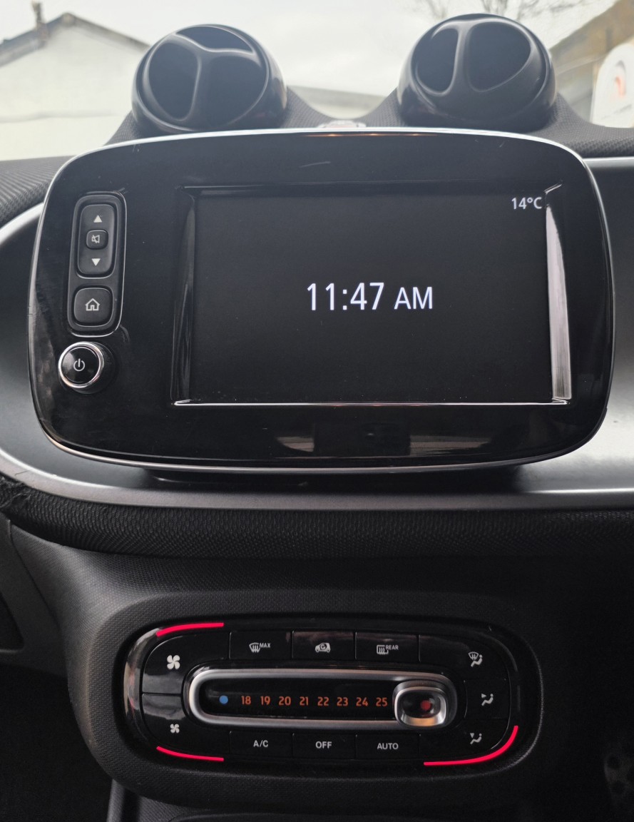 Used smart fortwo 2019 for sale - 78135059: Photo 10