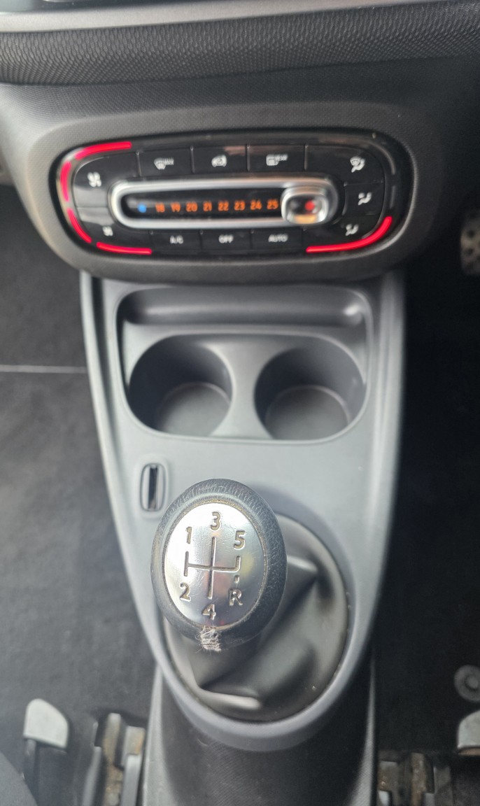 Used smart fortwo 2019 for sale - 78135059: Photo 12