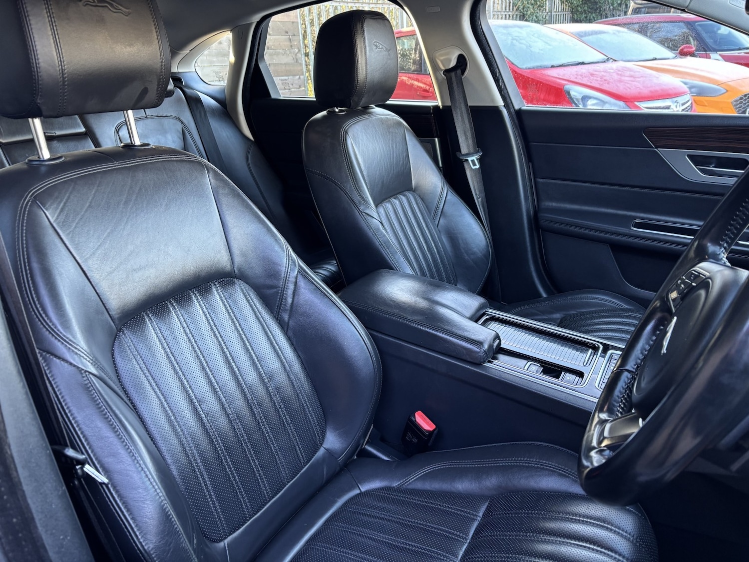 Used Jaguar XF 2017 for sale - 76637471: Photo 10