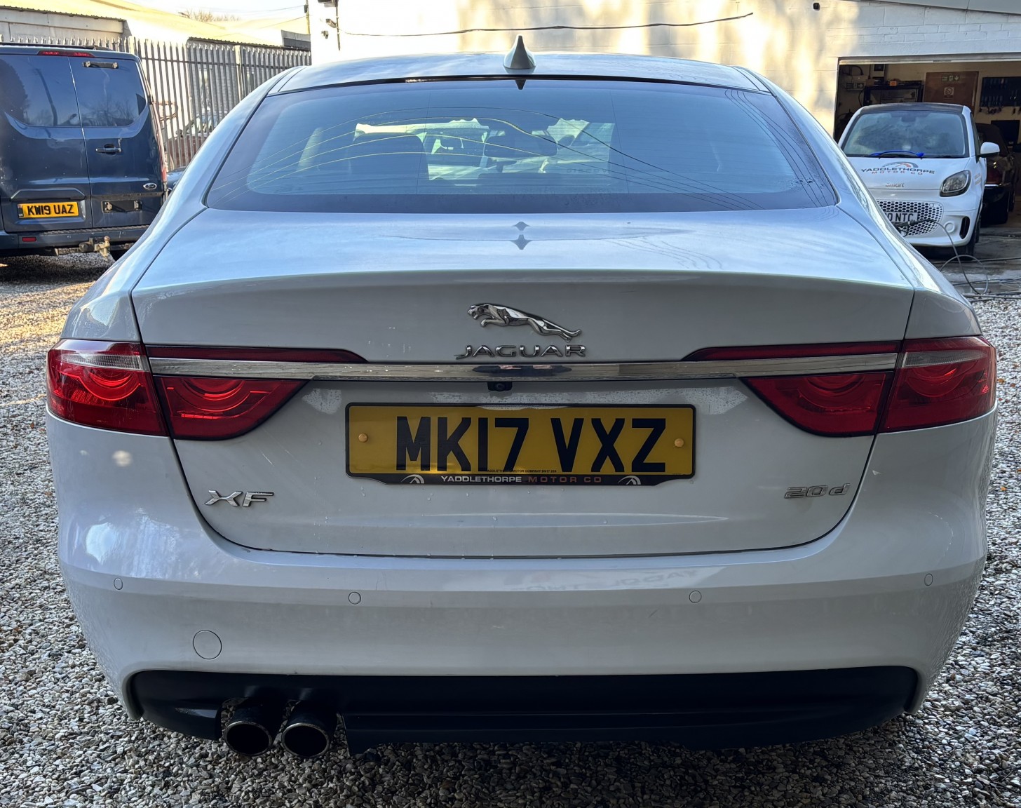 Used Jaguar XF 2017 for sale - 76637471: Photo 5