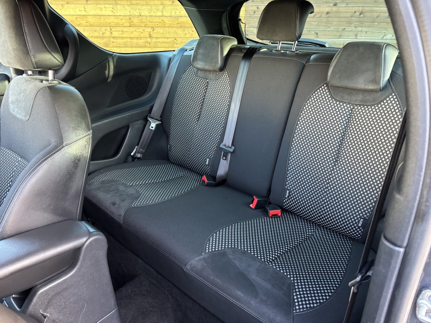 Used Citroen DS3 2012 for sale - 76924512: Photo 12